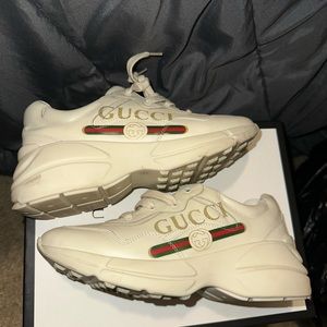 Children's Rhyton Gucci logo leather sneaker